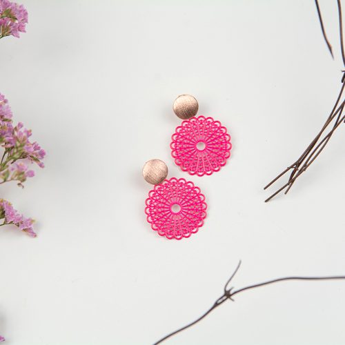 "Little pieces" aus edlem Metall in Pink