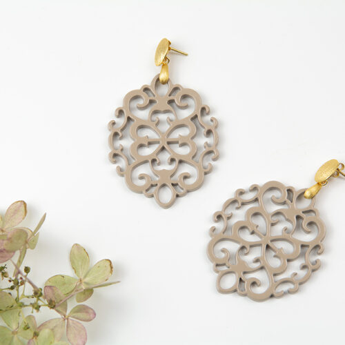 "Rosalie" in Beige