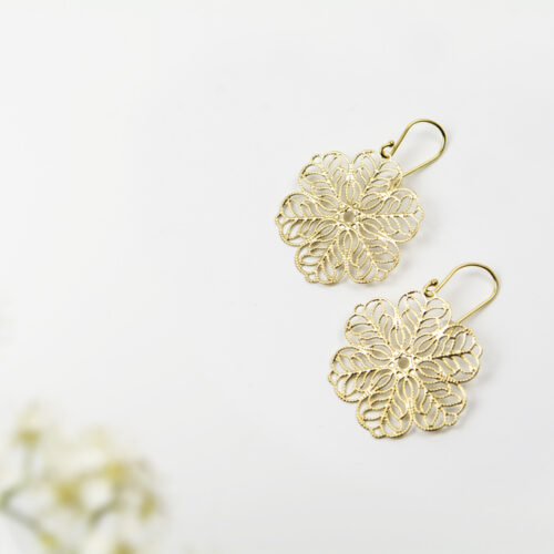 "Blume" aus edlem Metall in Gold
