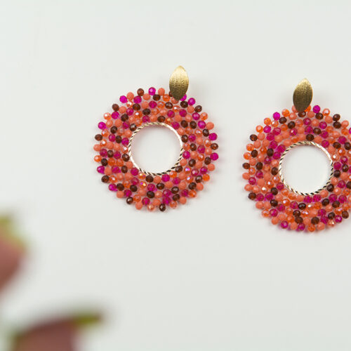 "Creolen" aus Perlen in Orange, Pink, Rot